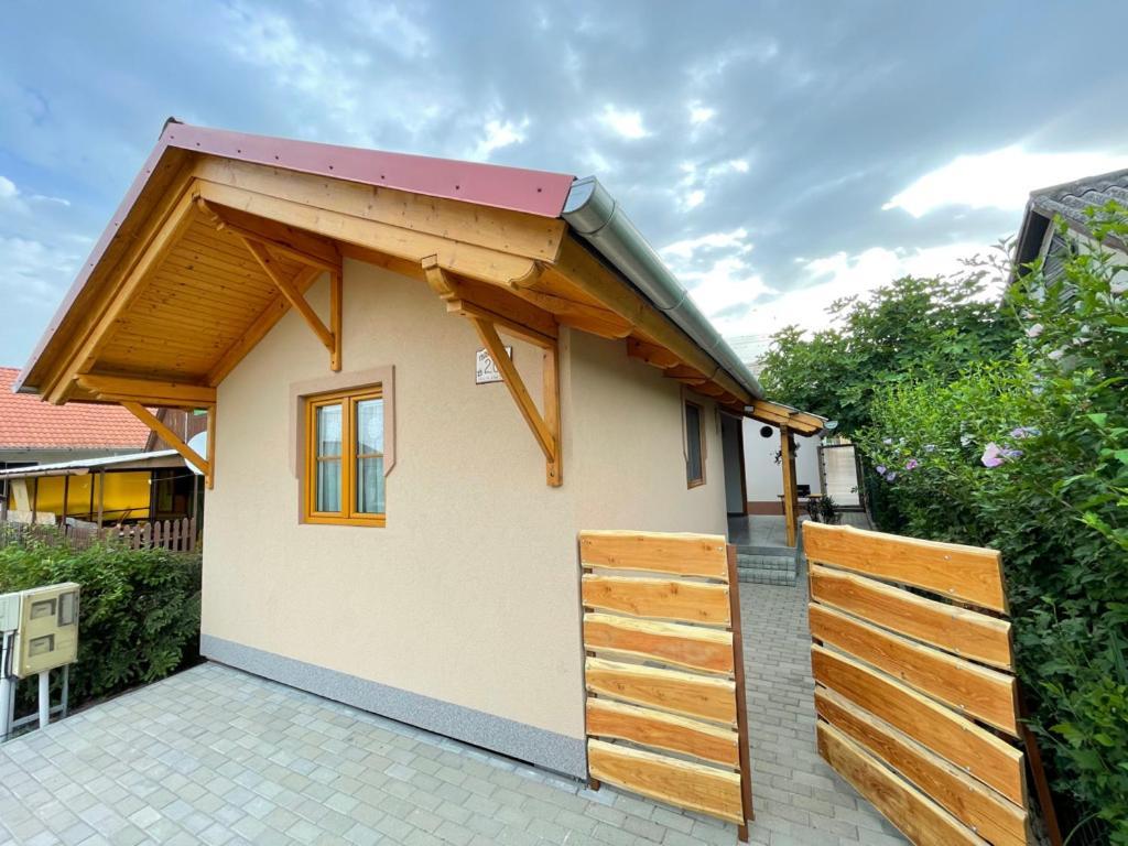 Ibolya Apartman Csisztapuszta Bagian luar foto